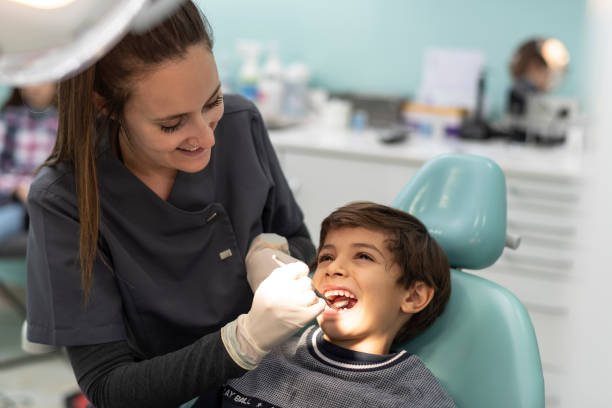 Best Emergency Tooth Extraction in Wallis, TX
